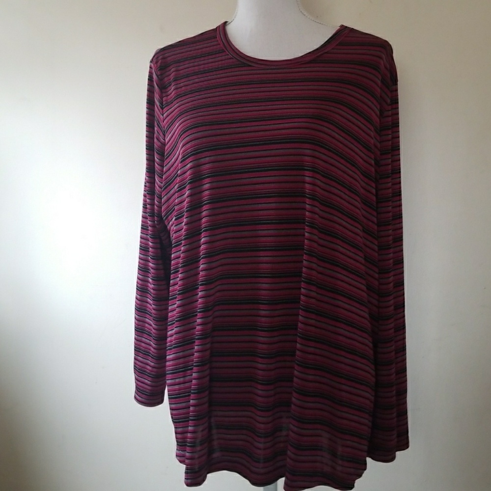 Colleen Conrad size L